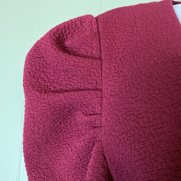 Mink Pink MP/C Textured V Mock Wrap Tie Belt Puff Sleeve Maroon Sheath Dress Sm - Picture 9 of 16